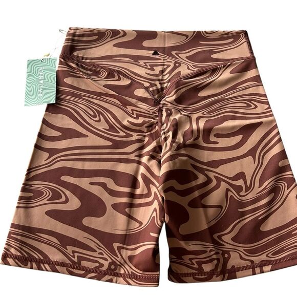Balance Athletica Womens M Storm Rider Biker Shorts Brown Swirl Cloud Fitted NWT - Picture 2 of 8